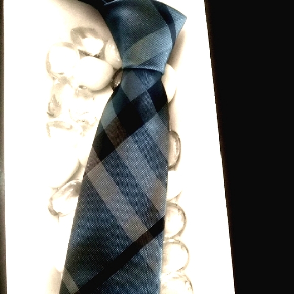 Burberry Other - 🆕 NWOT Burberry Blue Signature Check Silk Tie